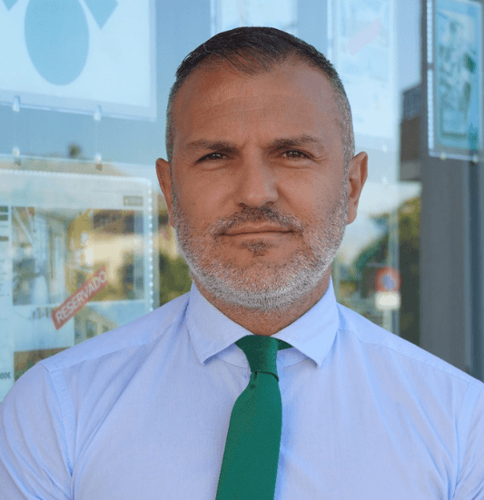 Agente inmobiliario en Peligros: David Rodriguez