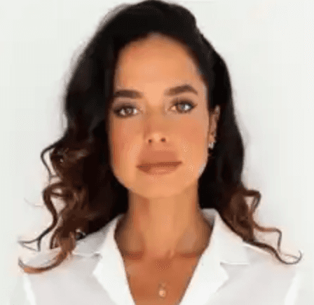 Elena De Lacy - Agente inmobiliario en Cabo Roig - Orihuela Costa