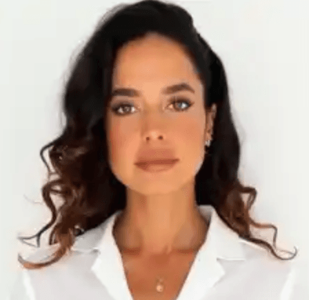 Elena De Lacy - Agente inmobiliario en Cabo Roig - Orihuela Costa