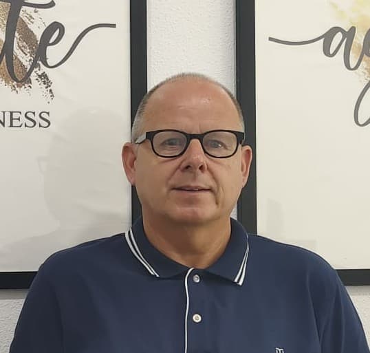 Agente inmobiliario en El Campello: Lee Mathew Kelsall