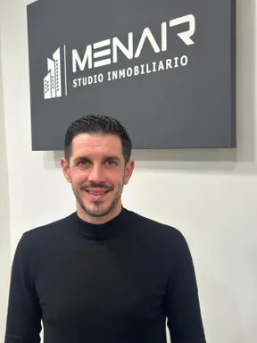 Agente inmobiliario en Delicias: Adrián Casas Blanco