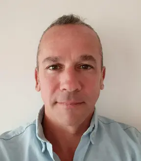 Agente inmobiliario en Torrevella: Jair Caetano Perez Gorospe