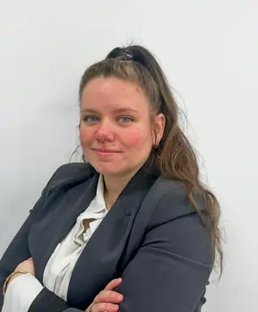 Agente inmobiliario en Moratalaz: Noelia Paredes Lázaro
