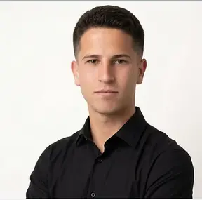 Agente inmobiliario en Playa Honda: Carlos Quintana Carril