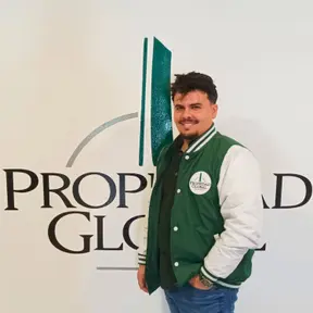 Agente inmobiliario en La Carlota: RAUL PORTILLO