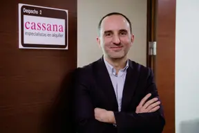 Agente inmobiliario en Ciutat Vella: Arnau Sena Serrano