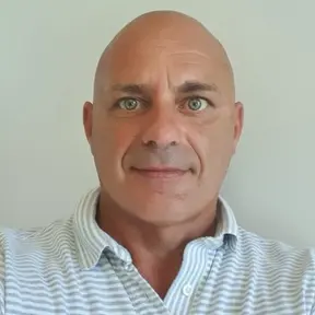 Agente inmobiliario en Los Barrios: Enrique Cabello León