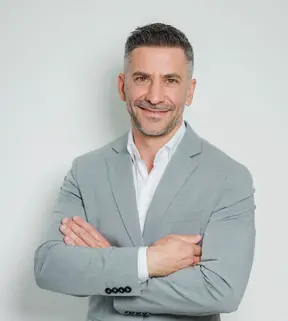 Agente inmobiliario en Las Lagunas de Mijas: Gabriele Piló