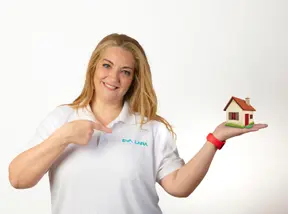 Agente inmobiliario en Nueva Andalucía: Eva Lara