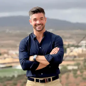 Agente inmobiliario en El Pinós: Diego Montserrat