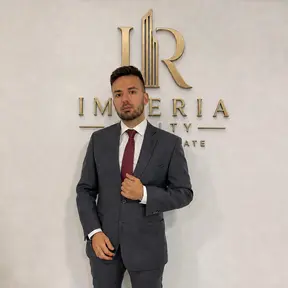 Agente inmobiliario en Madrid: Mariano Fl