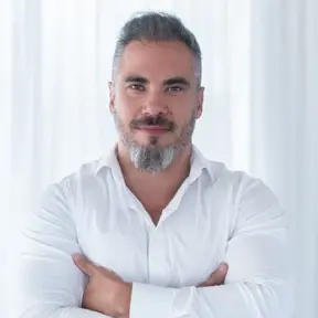 Agente inmobiliario en Fuengirola: Mariano Alcobendas