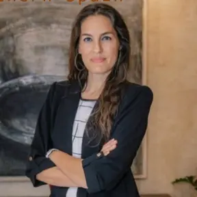 Agente inmobiliario en Granada: April Bloxham