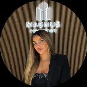 Agente inmobiliario en Extramurs: Andrea Belenguer