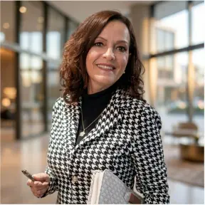 Agente inmobiliario en Ugena: Ana María Peligros Sánchez