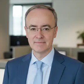 Agente inmobiliario en San Clemente: Roberto García Jábega