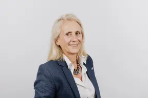 Agente inmobiliario en Torrelodones: Carmen Campos