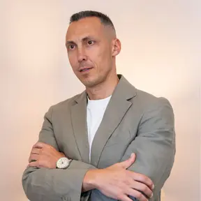 Agente inmobiliario en A Coruña: Mario Losada