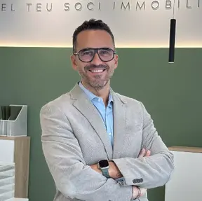 Agente inmobiliario en El Masnou: David Cadórniga Martín