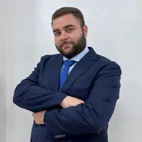 Agente inmobiliario en Sevilla: Raúl Lagares