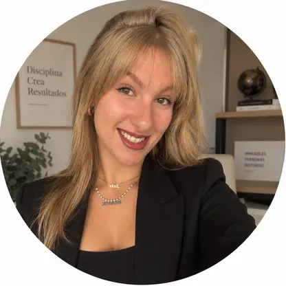 Lucía López - Agente inmobiliario en Santander