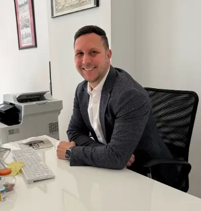 Jean Michael  Porto Cofrades  - Agente inmobiliario en València