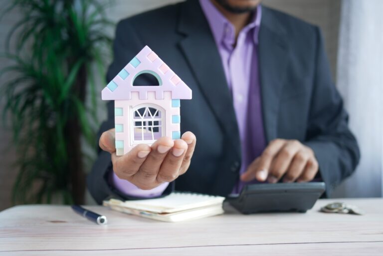 Cómo comprar una vivienda sin ahorros: opciones reales en España